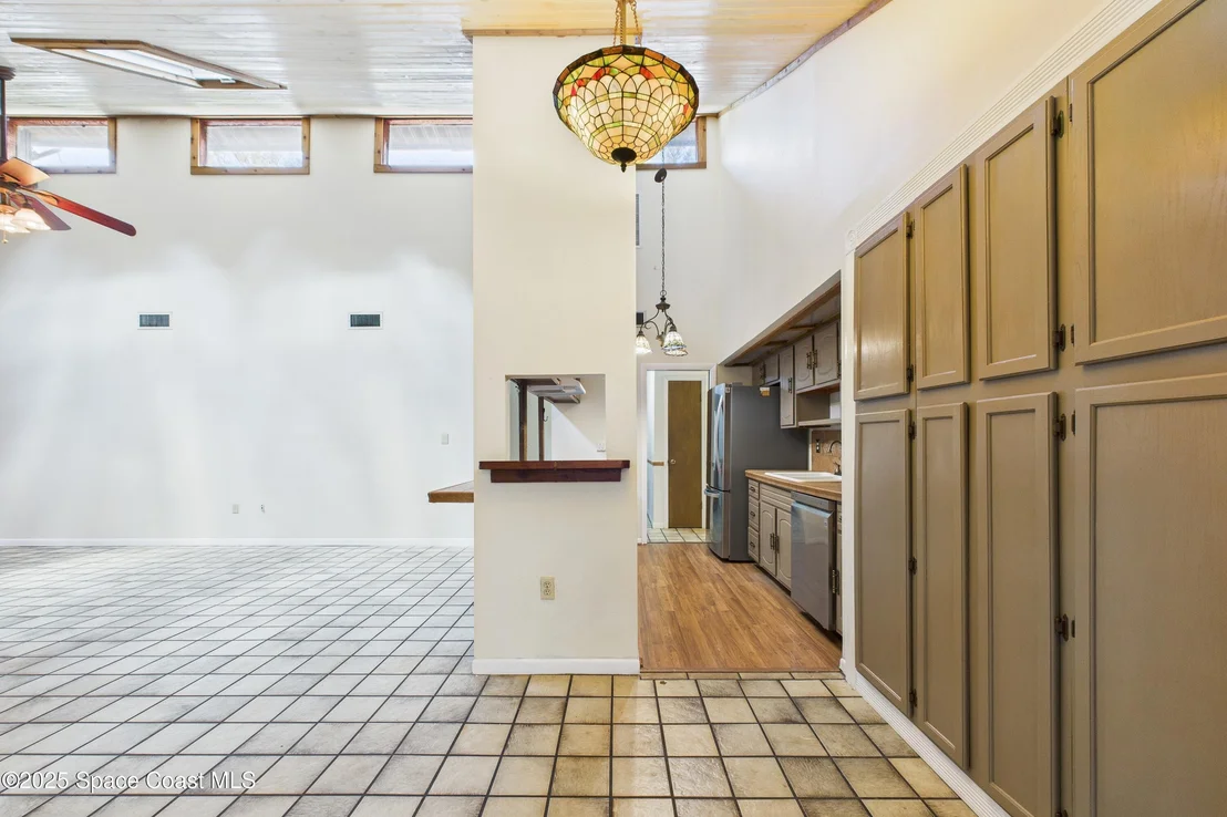 Photo of 3583 James Road