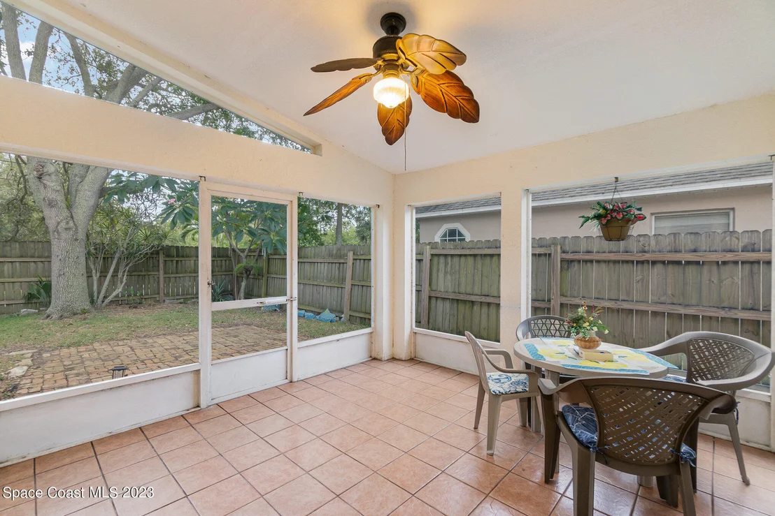 Photo of 2901 Saint James Lane