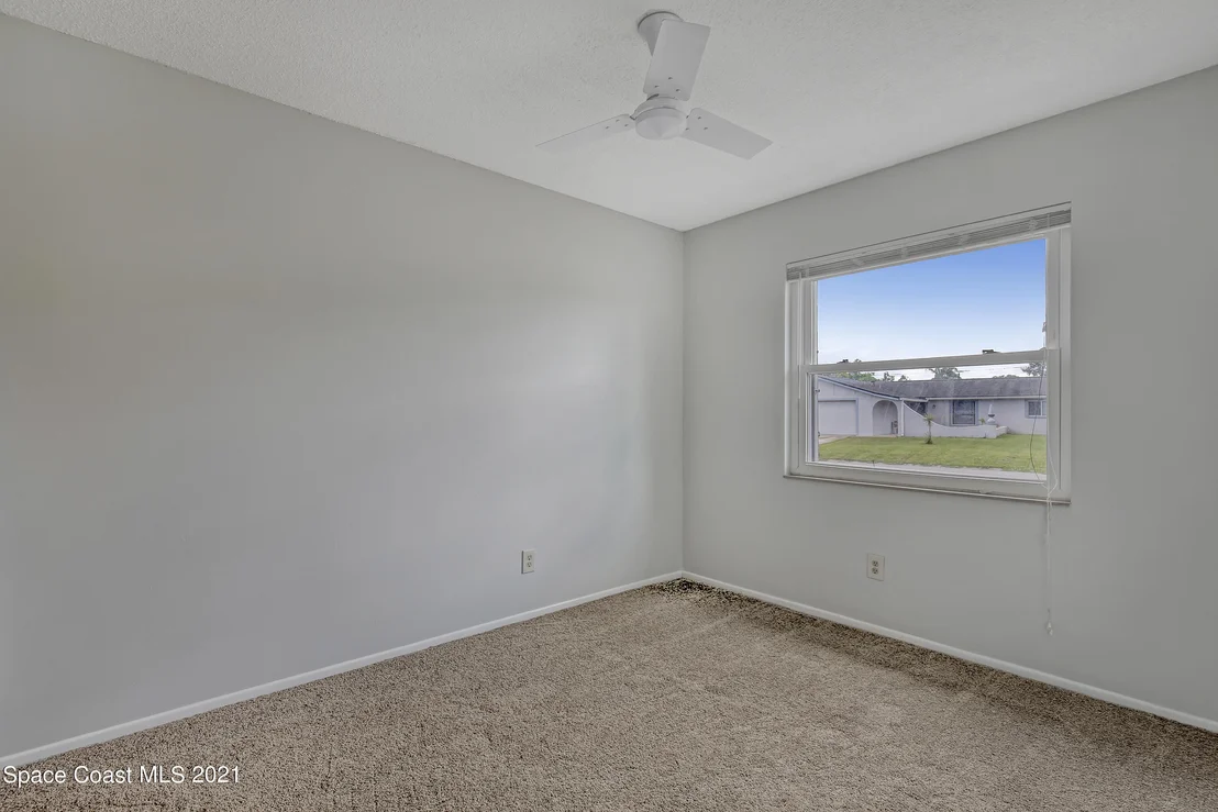 Photo of 2762 Hereford Road