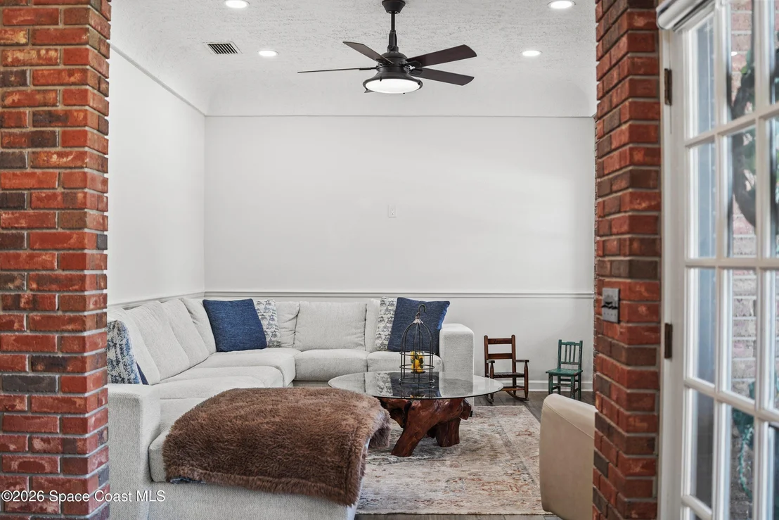 Photo of 572 Lake Ashley Circle