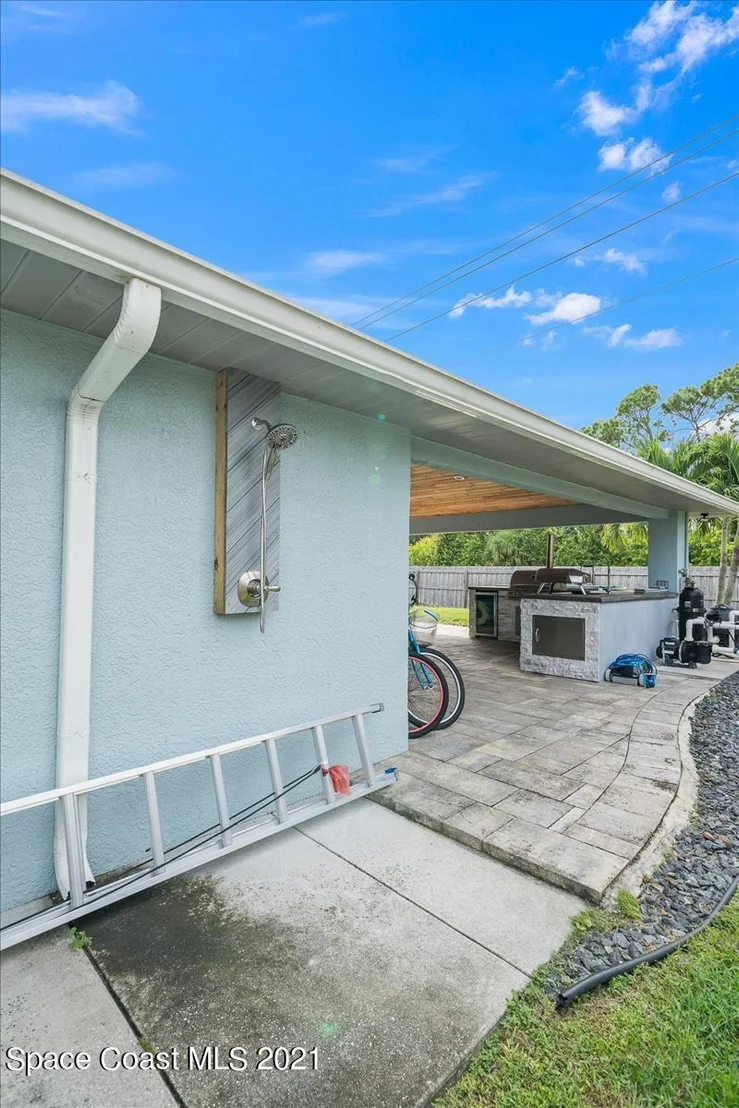 Photo of 1035 Jacaranda Circle
