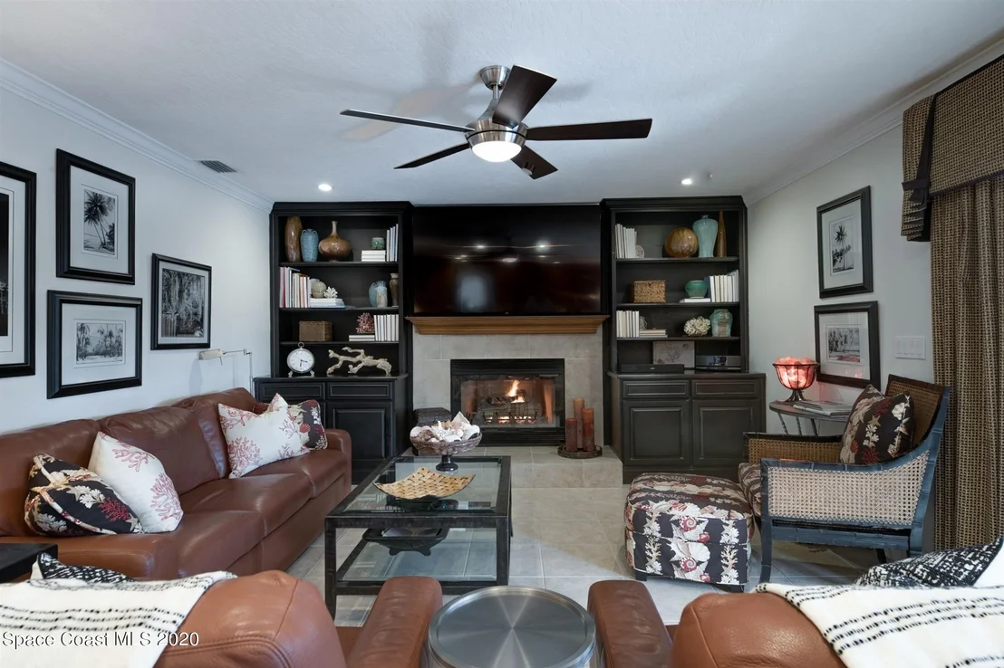 Photo of 569 Hummingbird Drive