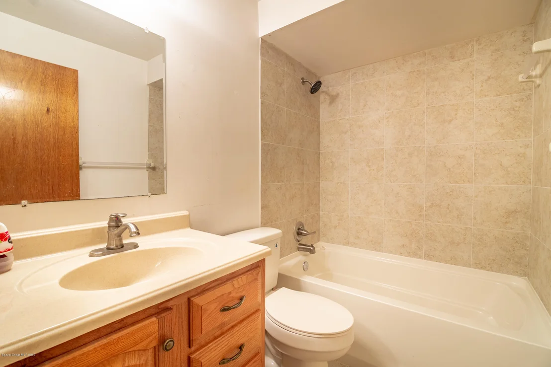 Photo of 958 Pineland Drive