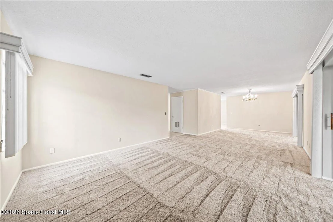 Photo of 934 Barbara Lane