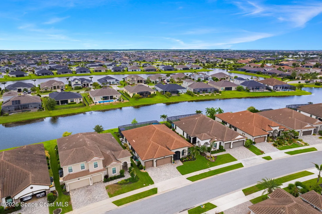 Photo of 8146 Stonecrest Drive
