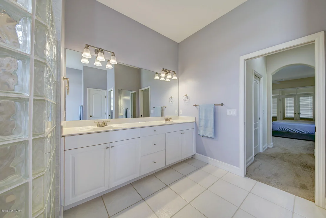 Photo of 1021 Stratford Place