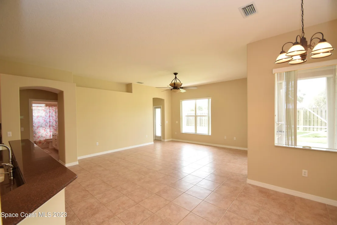 Photo of 2223 Woodfield Circle