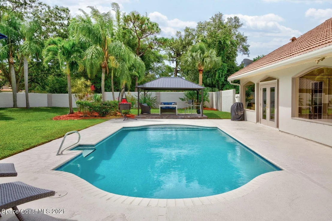 Photo of 701 Oak Park Drive