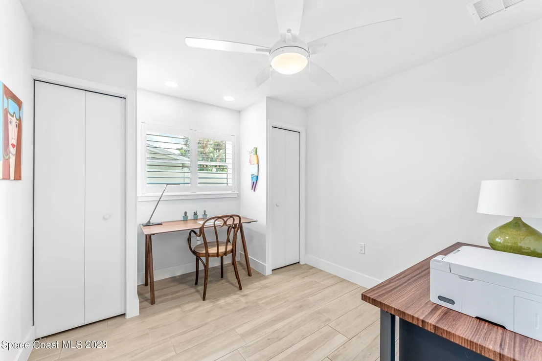 Photo of 543 Biscayne Drive
