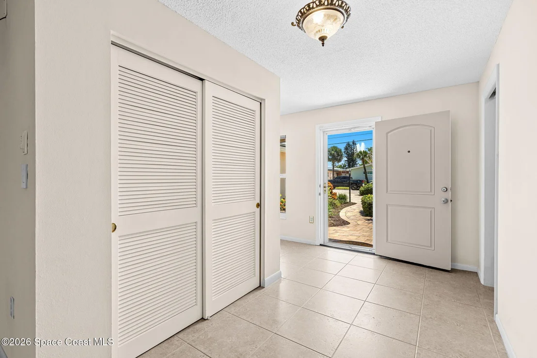 Photo of 27 Westview Lane