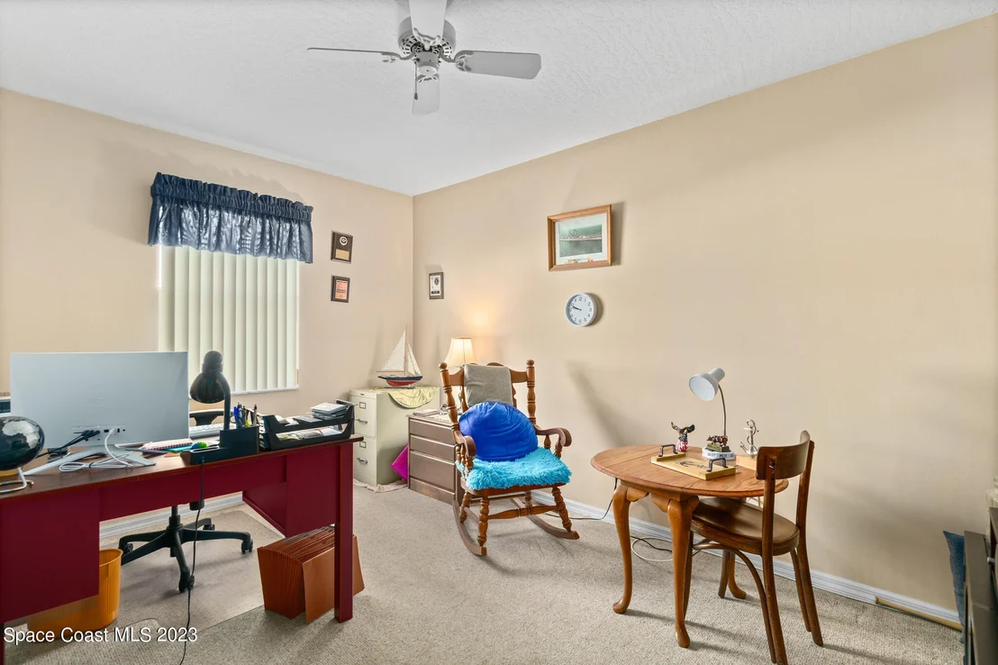 Photo of 982 Somerset Lane