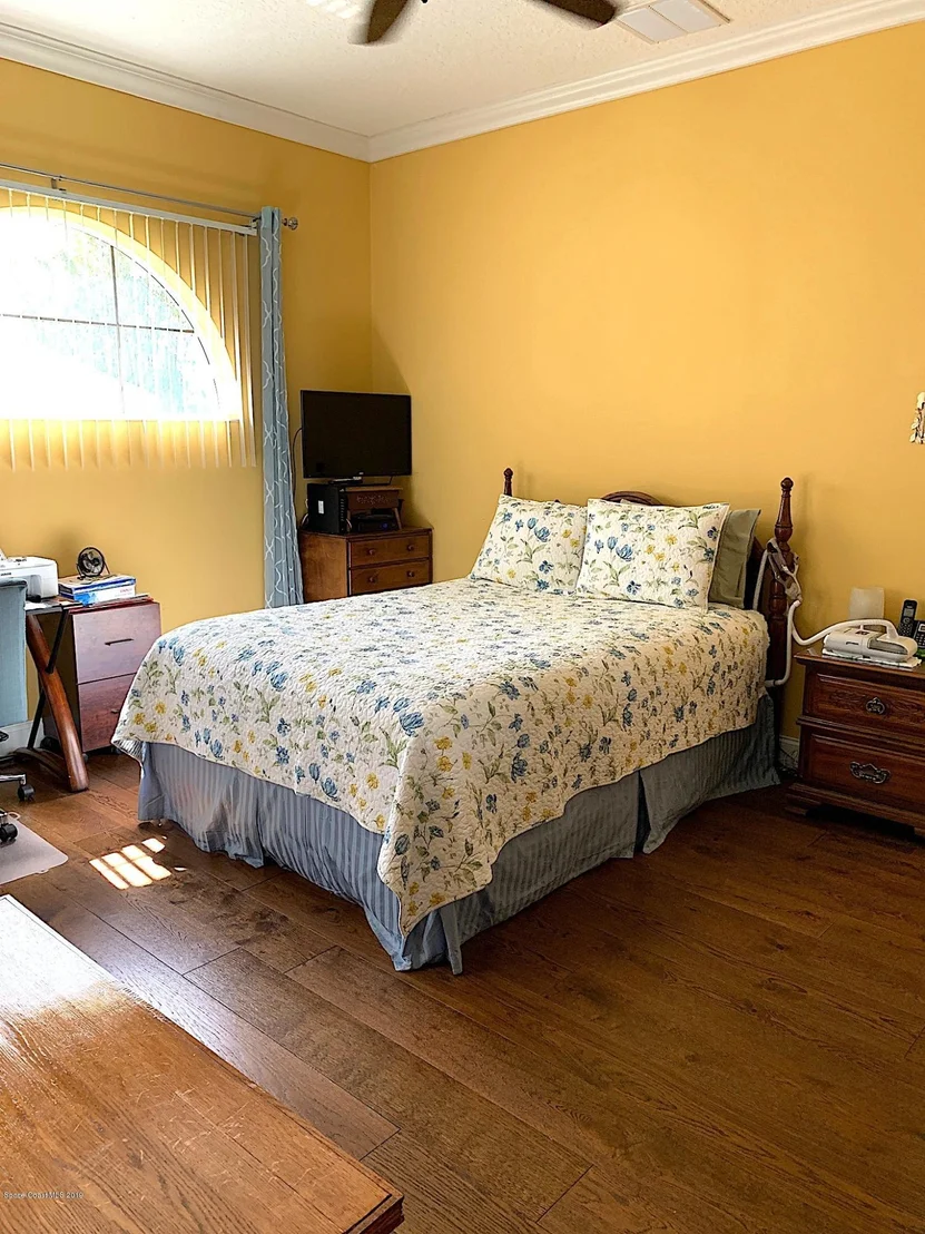 Photo of 6191 Janina Road