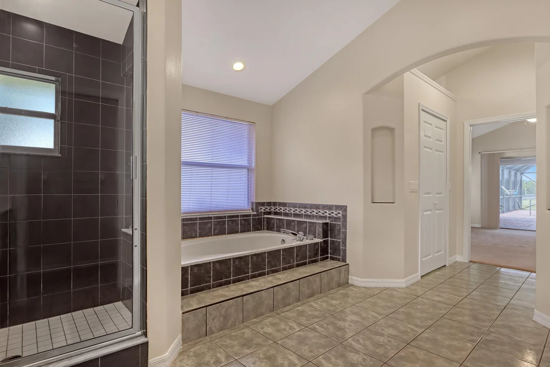 Photo of 1840 Barton Boulevard