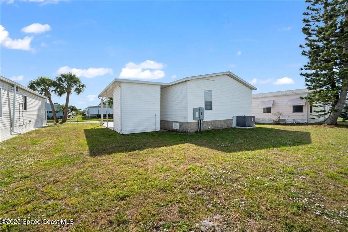 Photo of 641 Hyacinth Circle