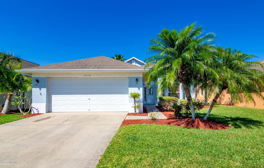 Photo of 4610 Portage Trail