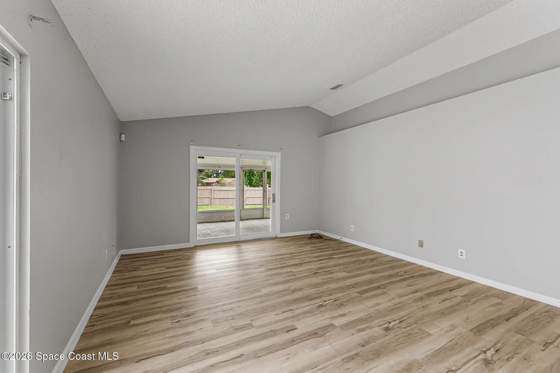 Photo of 220 Lanack Road SE