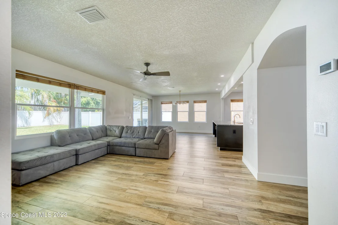 Photo of 1424 Sumter Lane