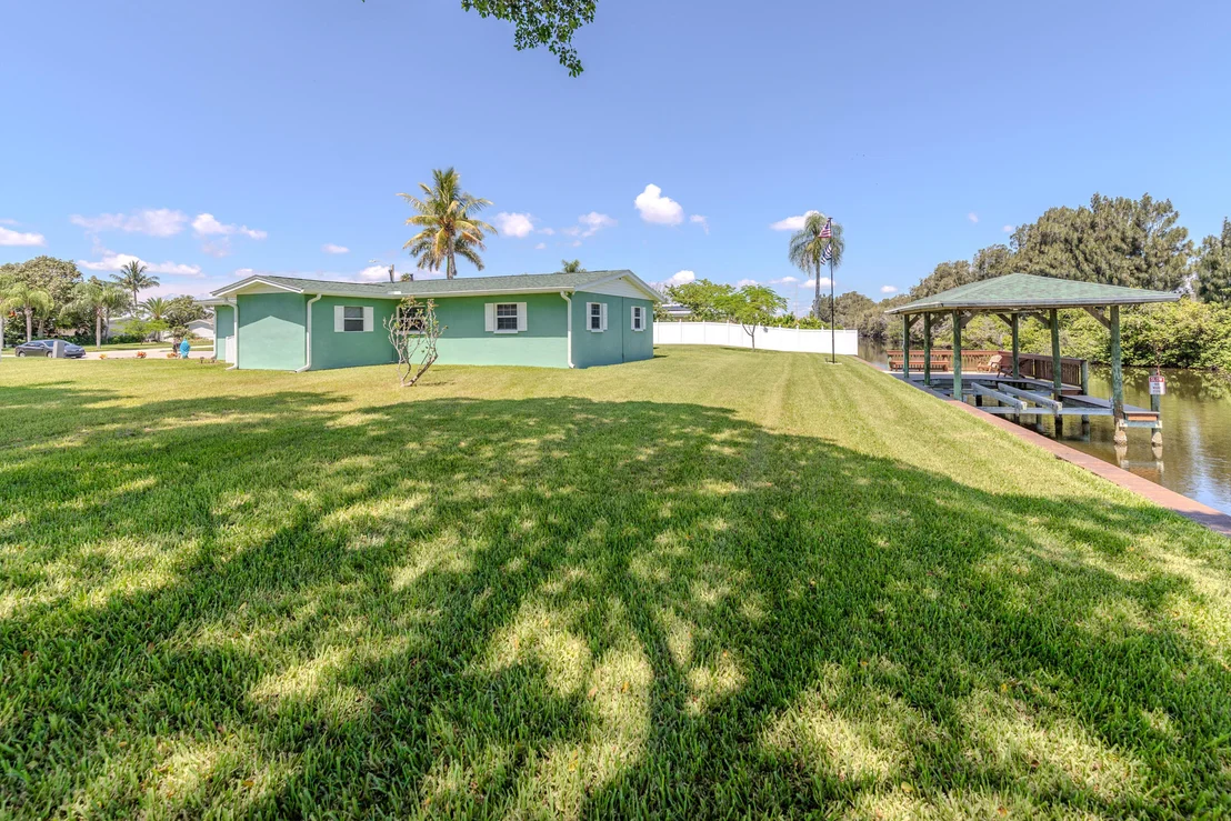 Photo of 449 Sparrow Drive