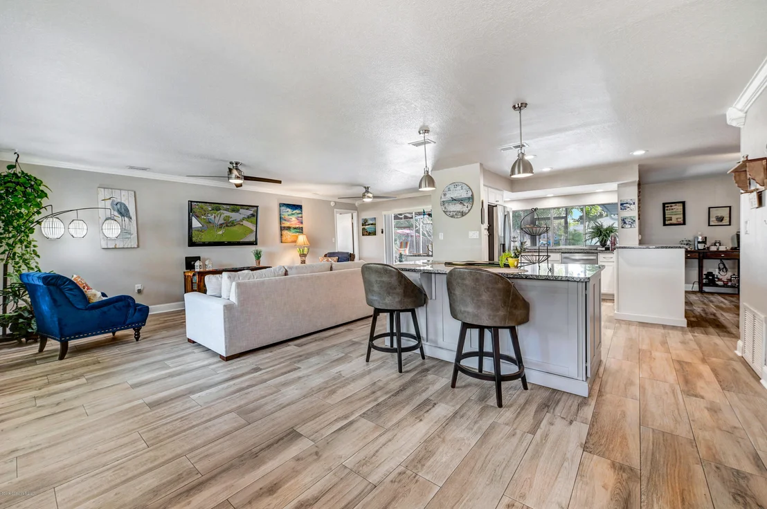Photo of 205 Rose Drive