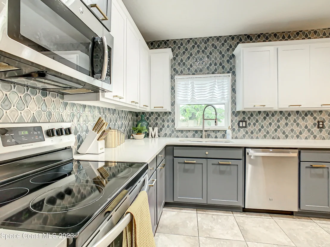 Photo of 690 Fiddleleaf Circle