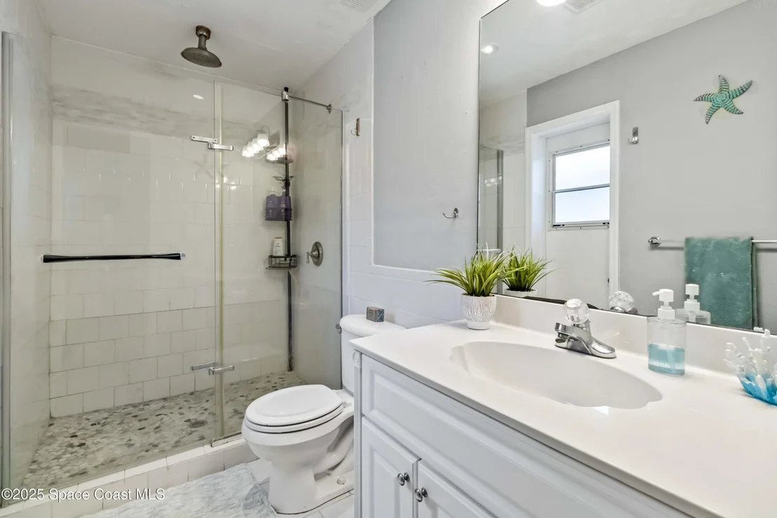 Photo of 215 Capron Road