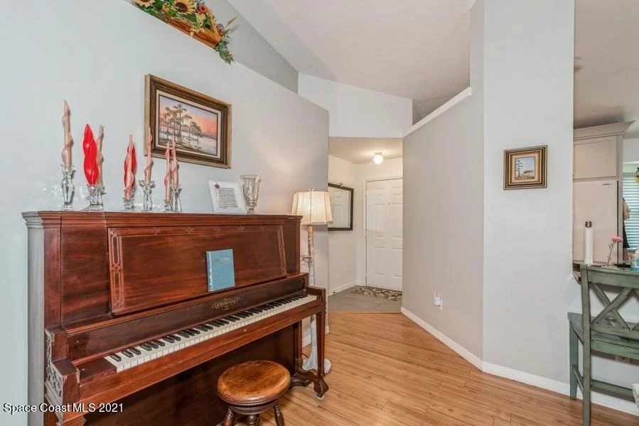 Photo of 811 Topaz Drive