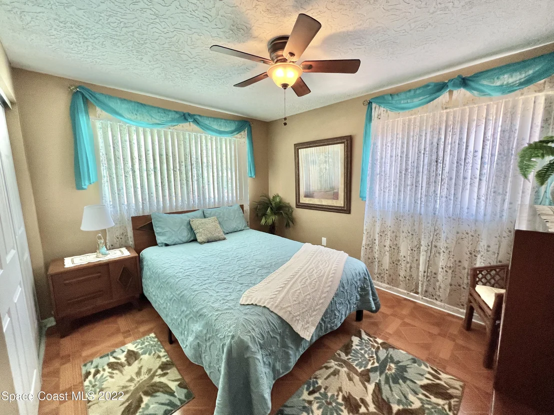 Photo of 16 Sloop Drive