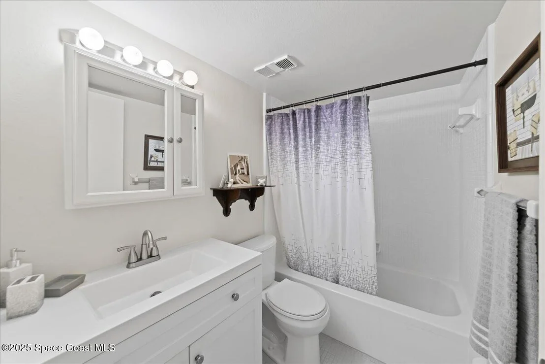 Photo of Unit 303 at 1049 Rockledge Drive