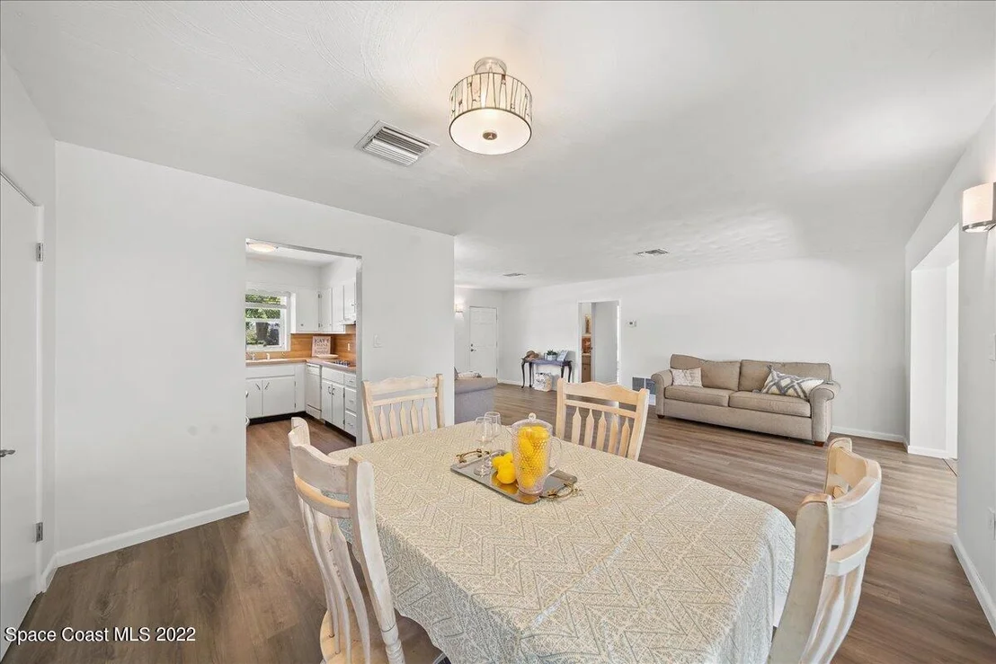 Photo of 453 Dolphin Street