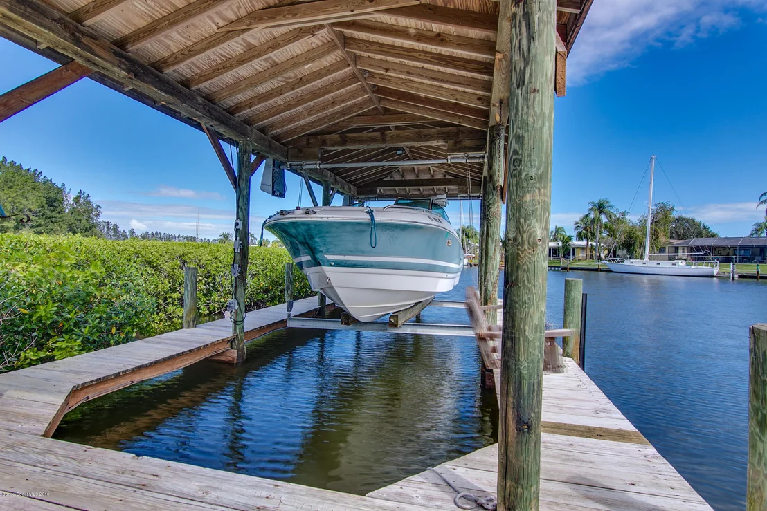 Photo of 256 Lanternback Island Drive