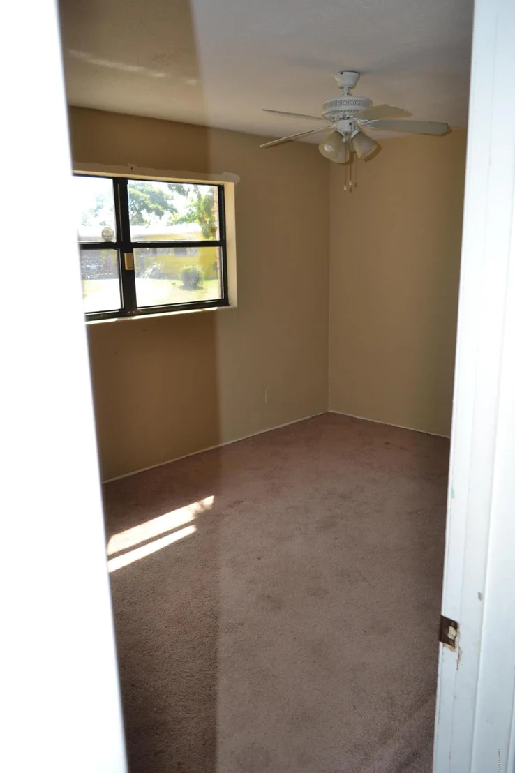 Photo of 1101 AZALEA Lane