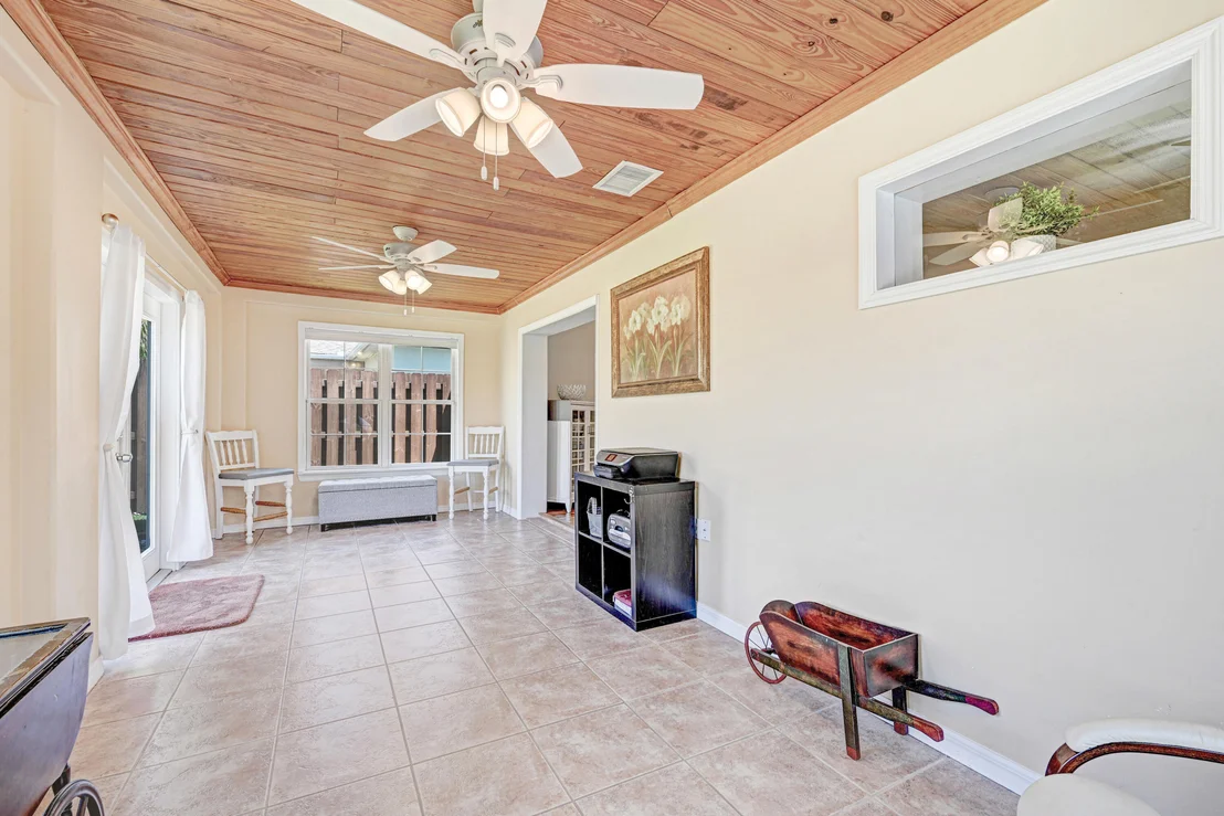 Photo of 8506 Ivanhoe Drive