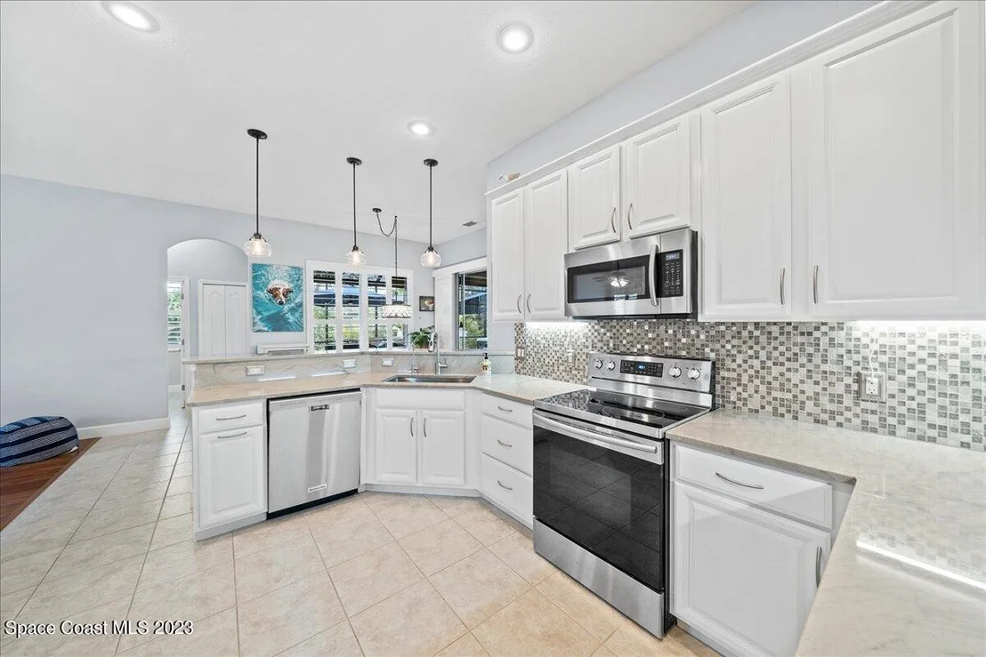 Photo of 6952 Keplar Drive