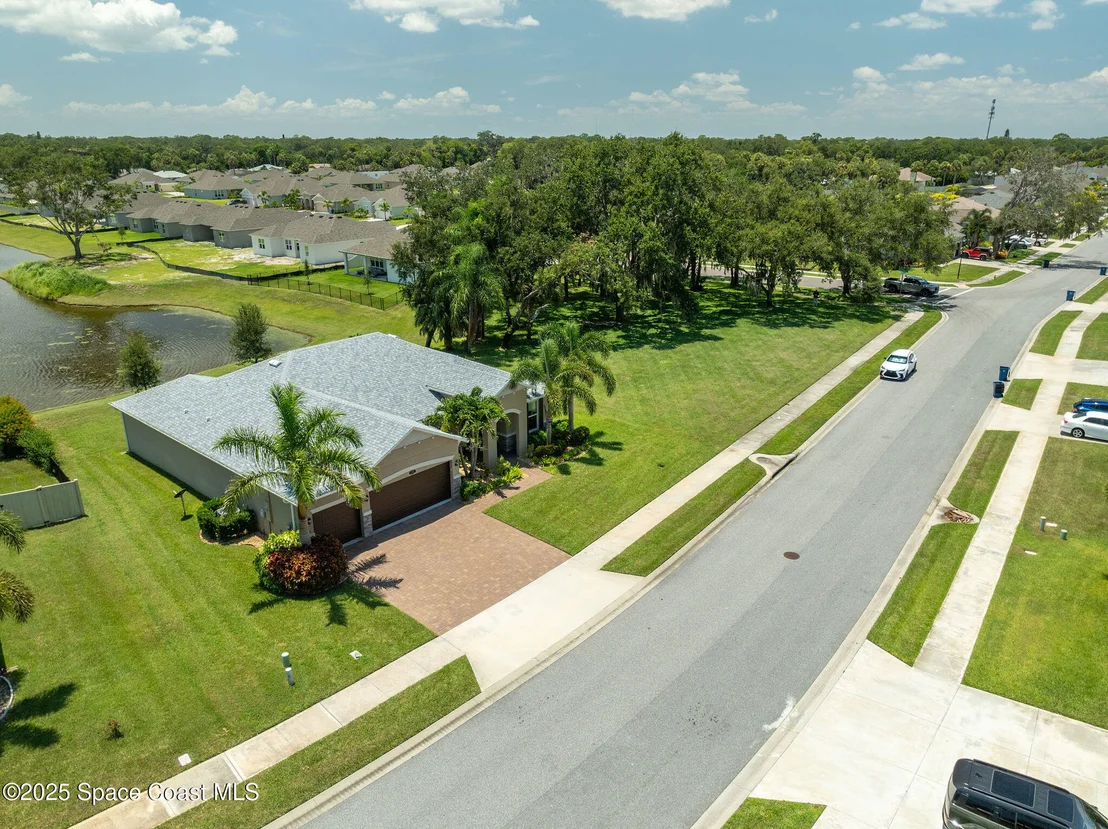 Photo of 2003 Killian Drive NE