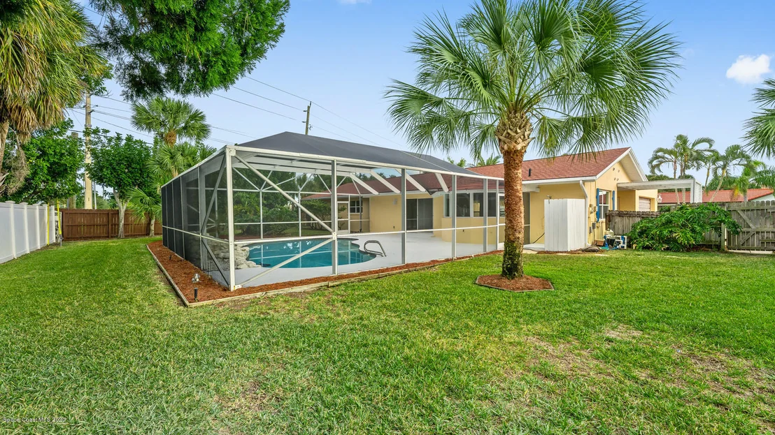 Photo of 304 Sand Pine Road