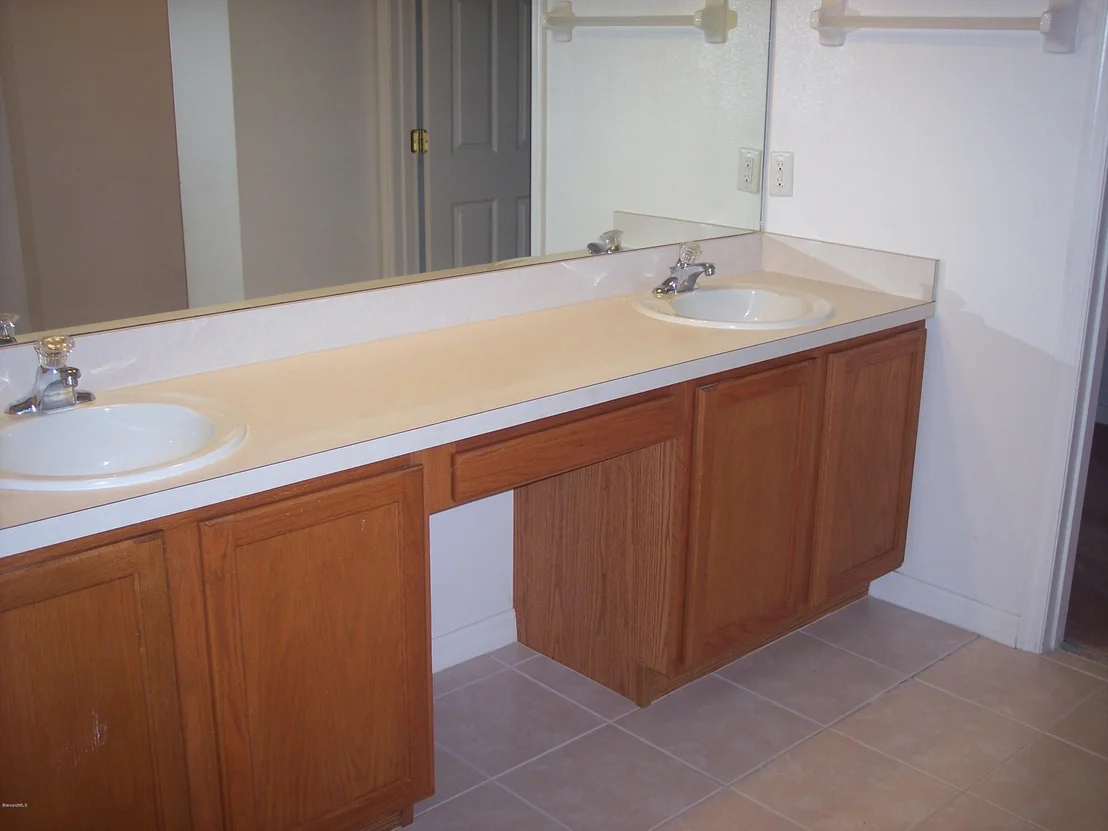 Photo of 1541 Whitman Drive