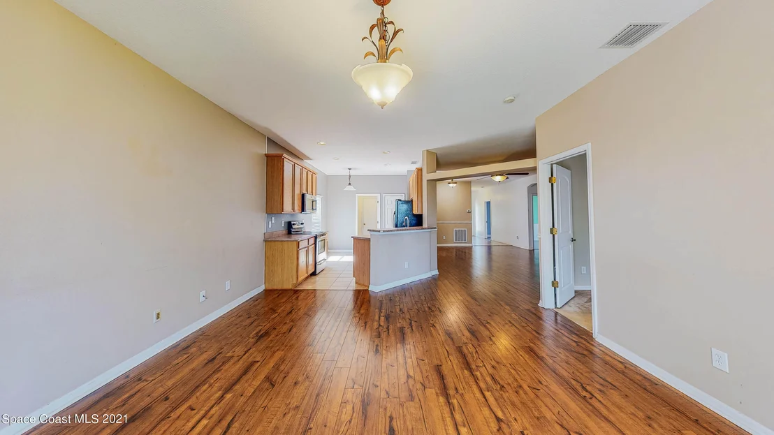 Photo of 1598 Maeve Circle