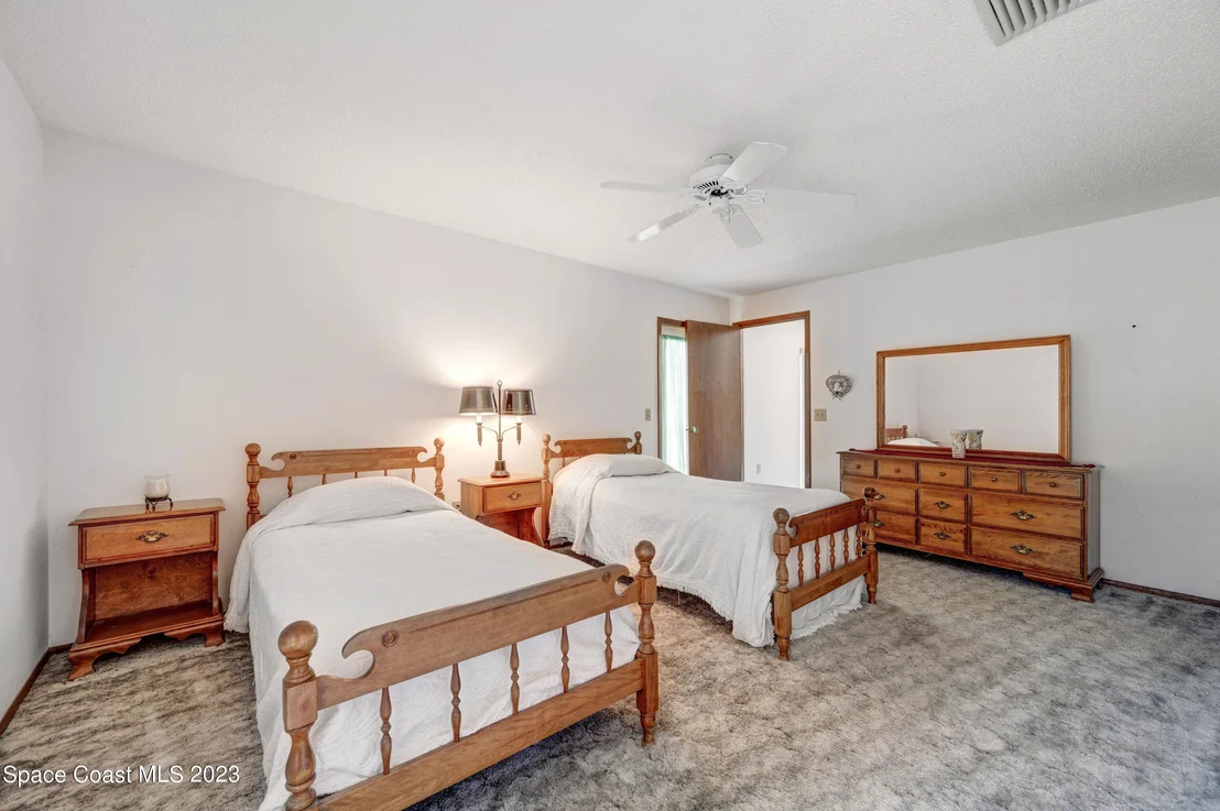 Photo of 926 Yorktowne Drive