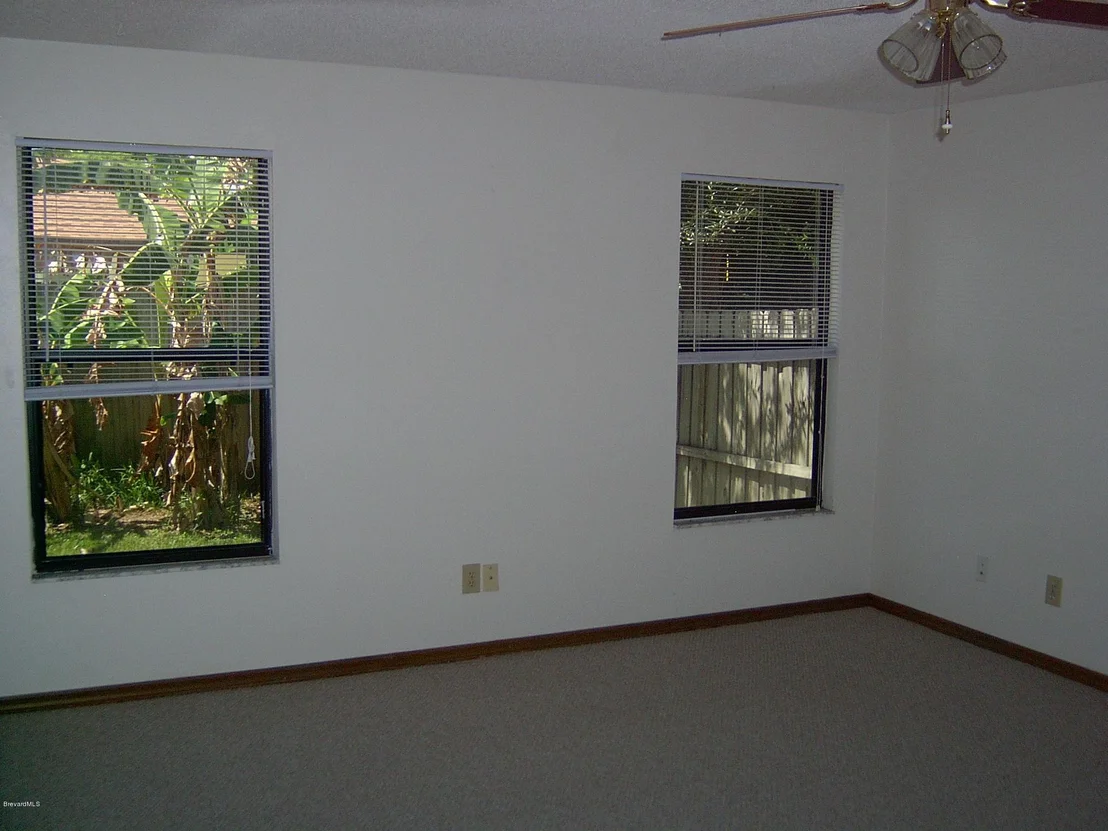 Photo of 219 Chalet Avenue