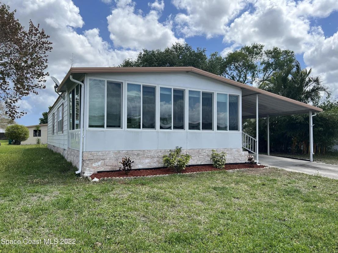 Photo of 562 Jennifer Circle