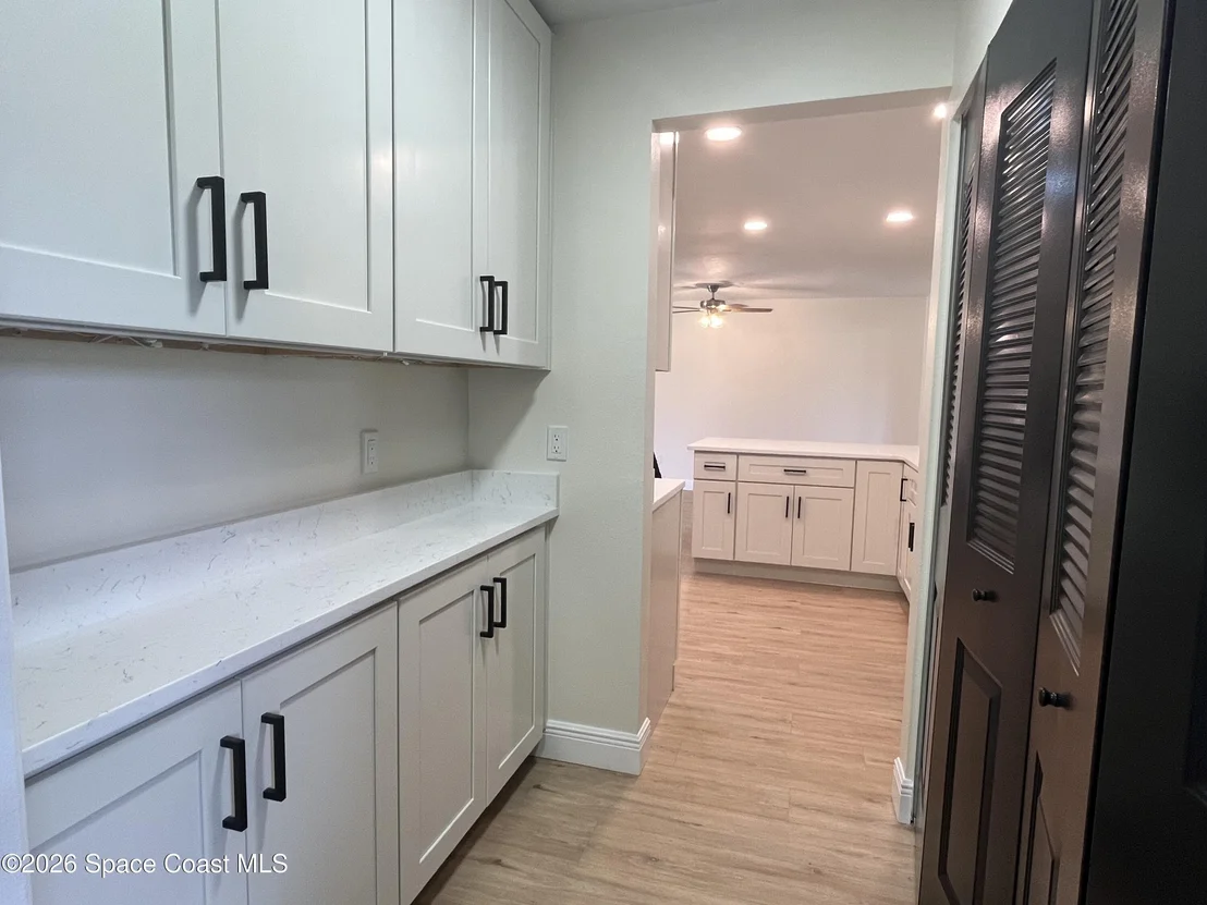 Photo of 1171 Riviera Drive NE