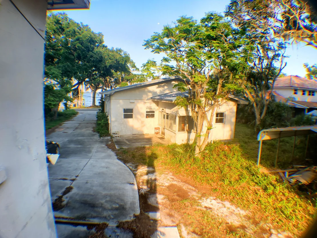 Photo of 3905 N Indian River Drive