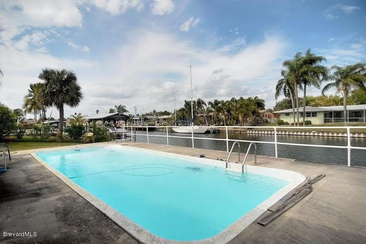 Photo of 451 Sandpiper Drive