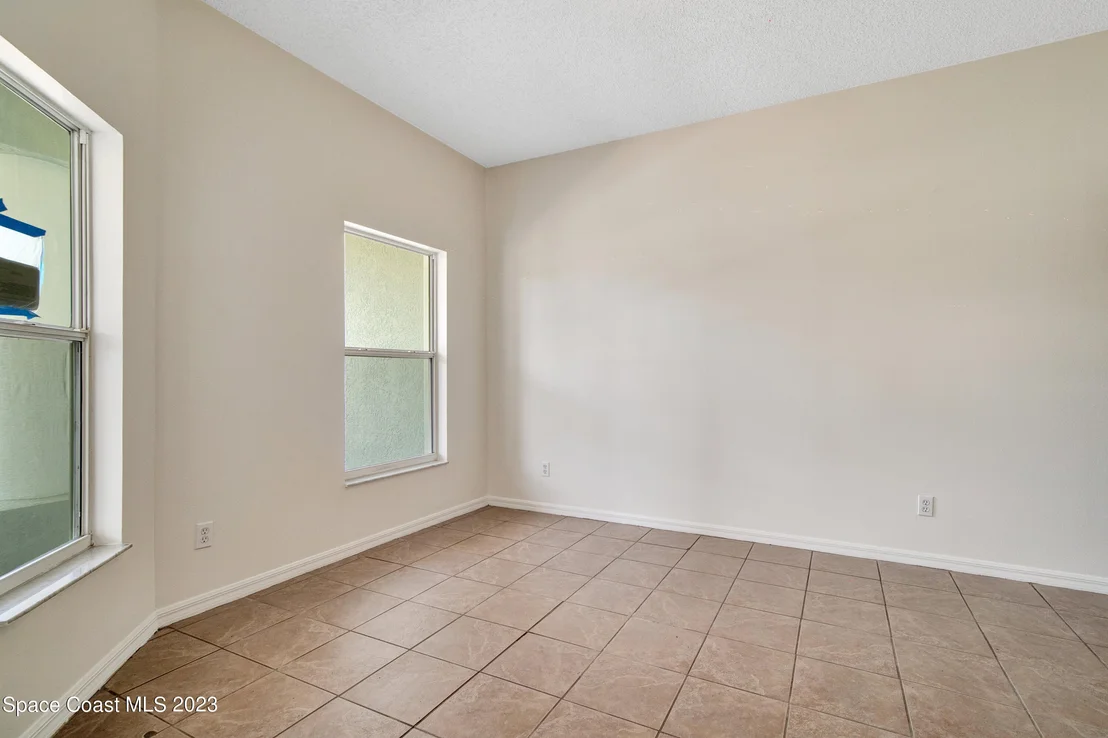 Photo of 6697 Cecil Road