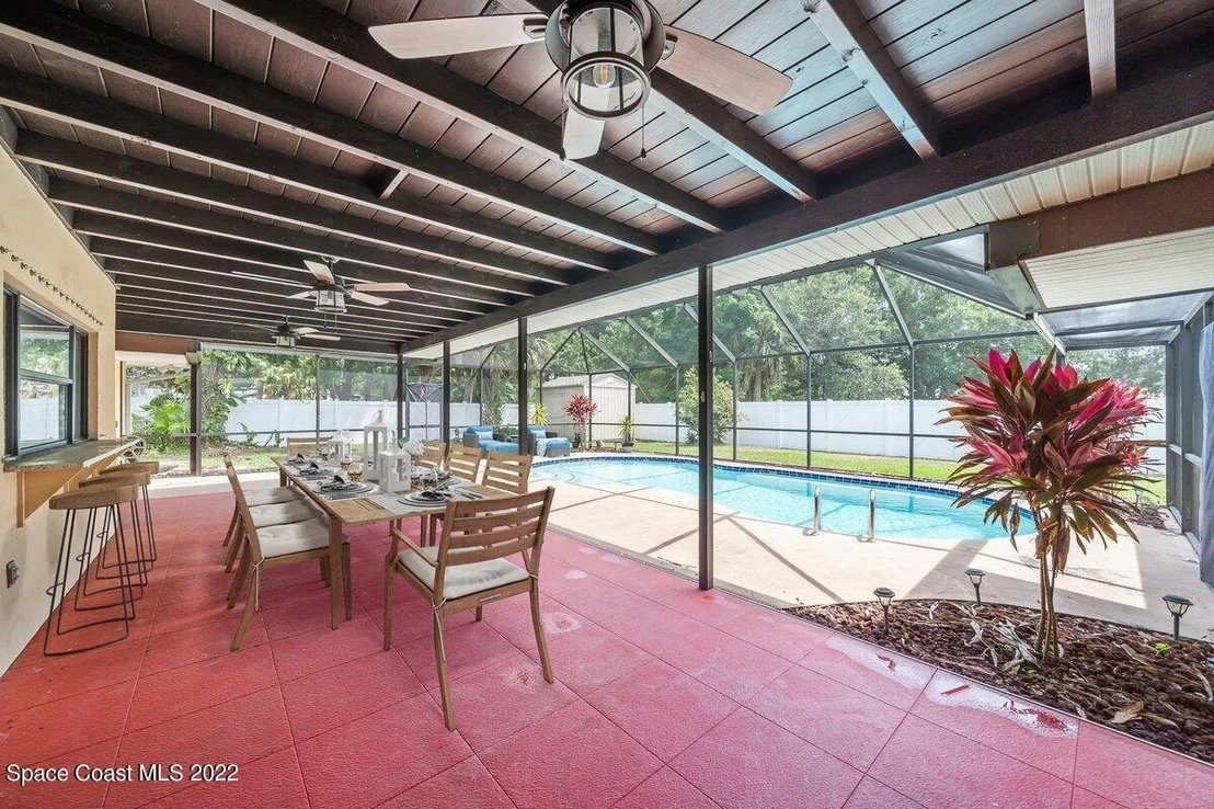 Photo of 926 Waialae Circle NE