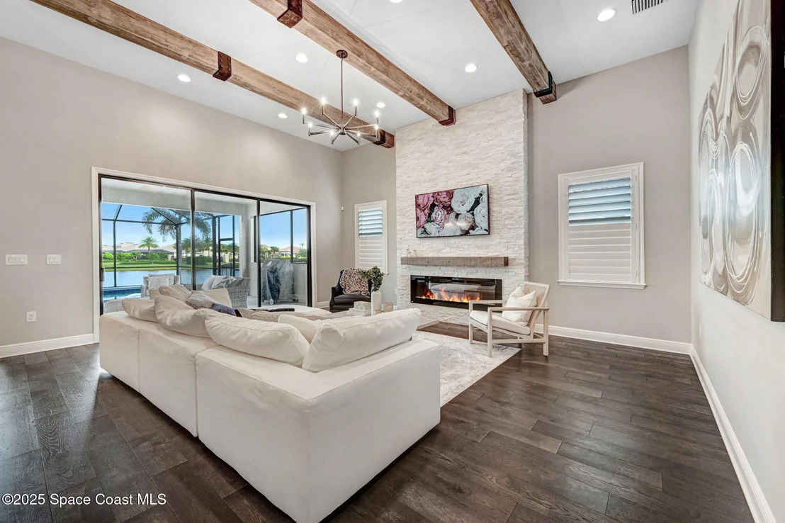 Photo of 8116 Stonecrest Drive