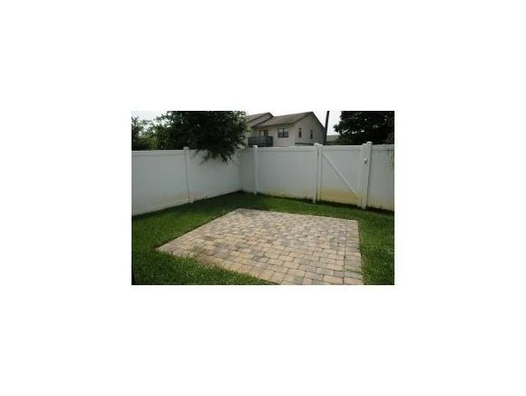 Photo of Unit 104 at 1050 Luminary