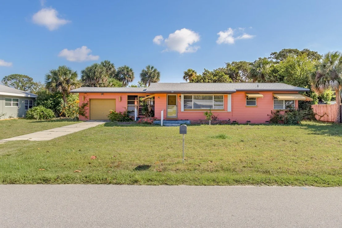 Photo of 114 Lagoon Avenue