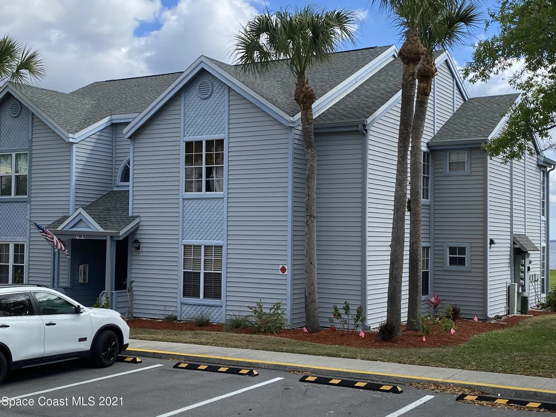 Photo of Unit 103 at 7180 Highway  1