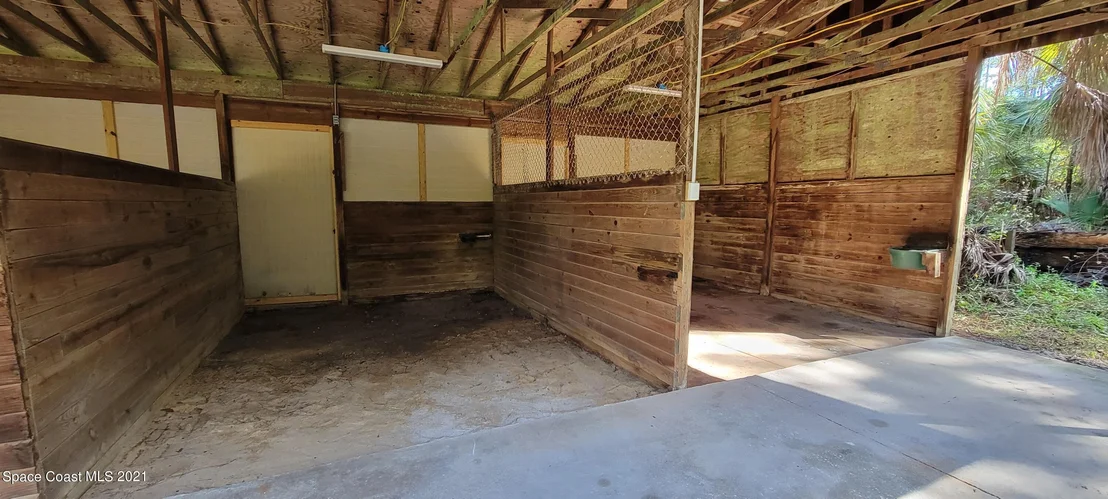 Photo of 2502 Meadow Lane